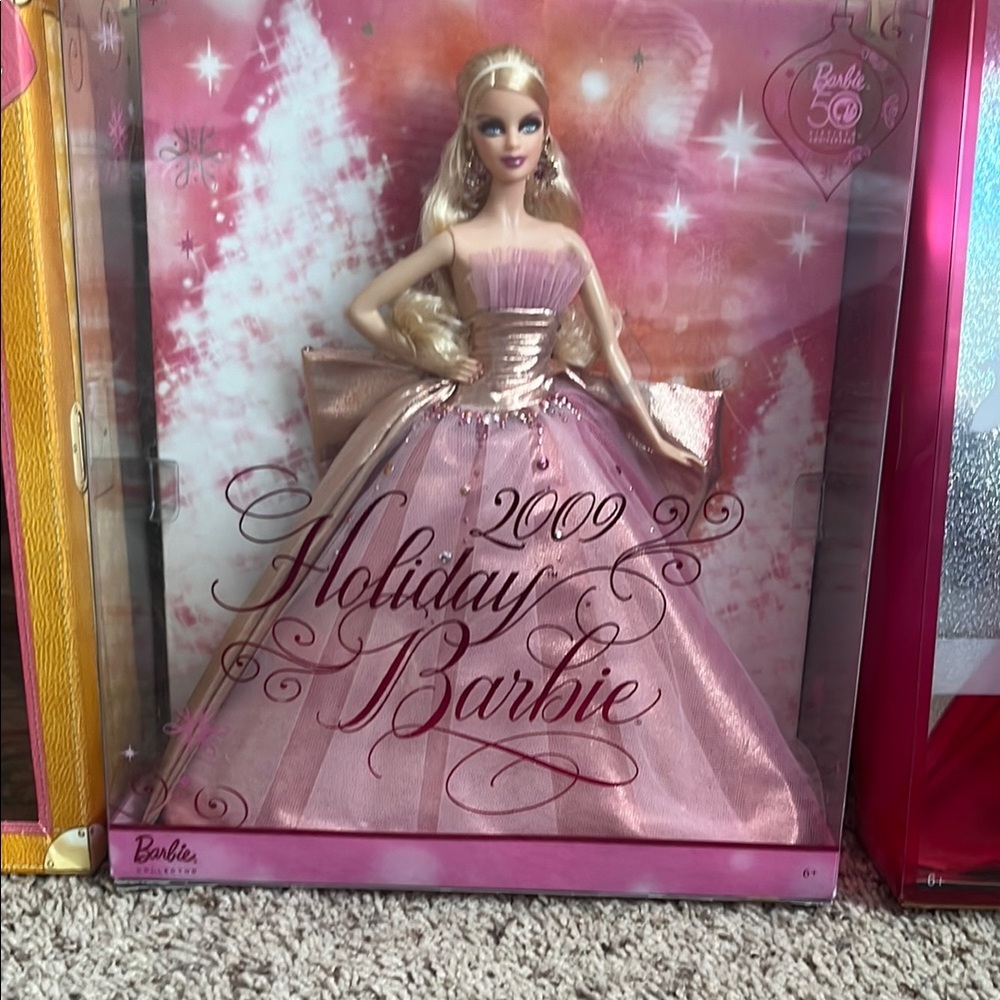 Barbie Pink Holiday Doll 2009 Collectors